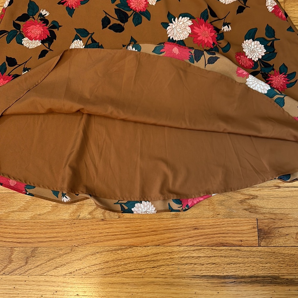 🎤🎉 Flowy Floral Ann Taylor Factory Skirt Sz 10 - Picture 7 of 8